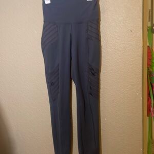 4 pairs of Old navy leggings